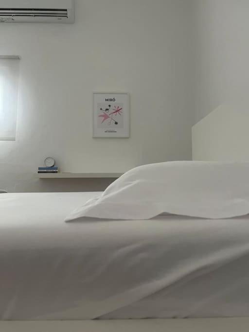 Cozy, Spacious, Newly Renovated Flat In Adamas ภายนอก รูปภาพ